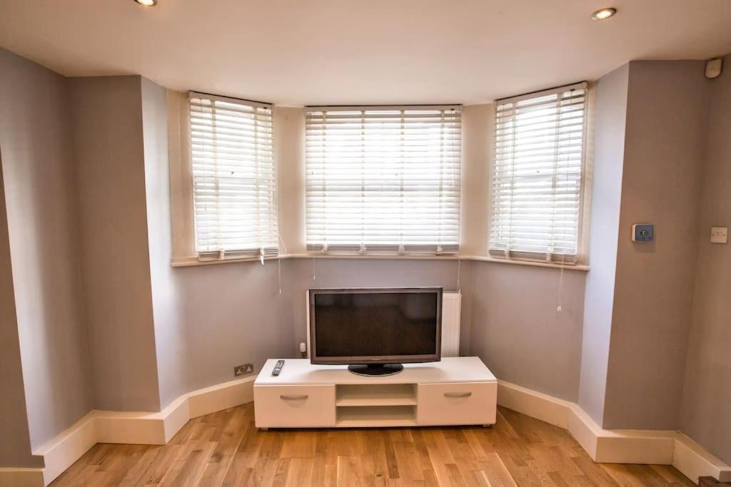 Charming Apartment In Deal Near The Beach & Town Εξωτερικό φωτογραφία