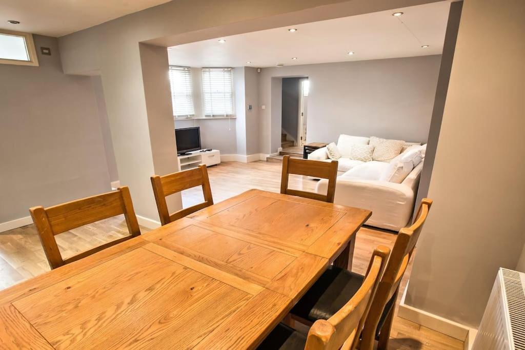 Charming Apartment In Deal Near The Beach & Town Εξωτερικό φωτογραφία